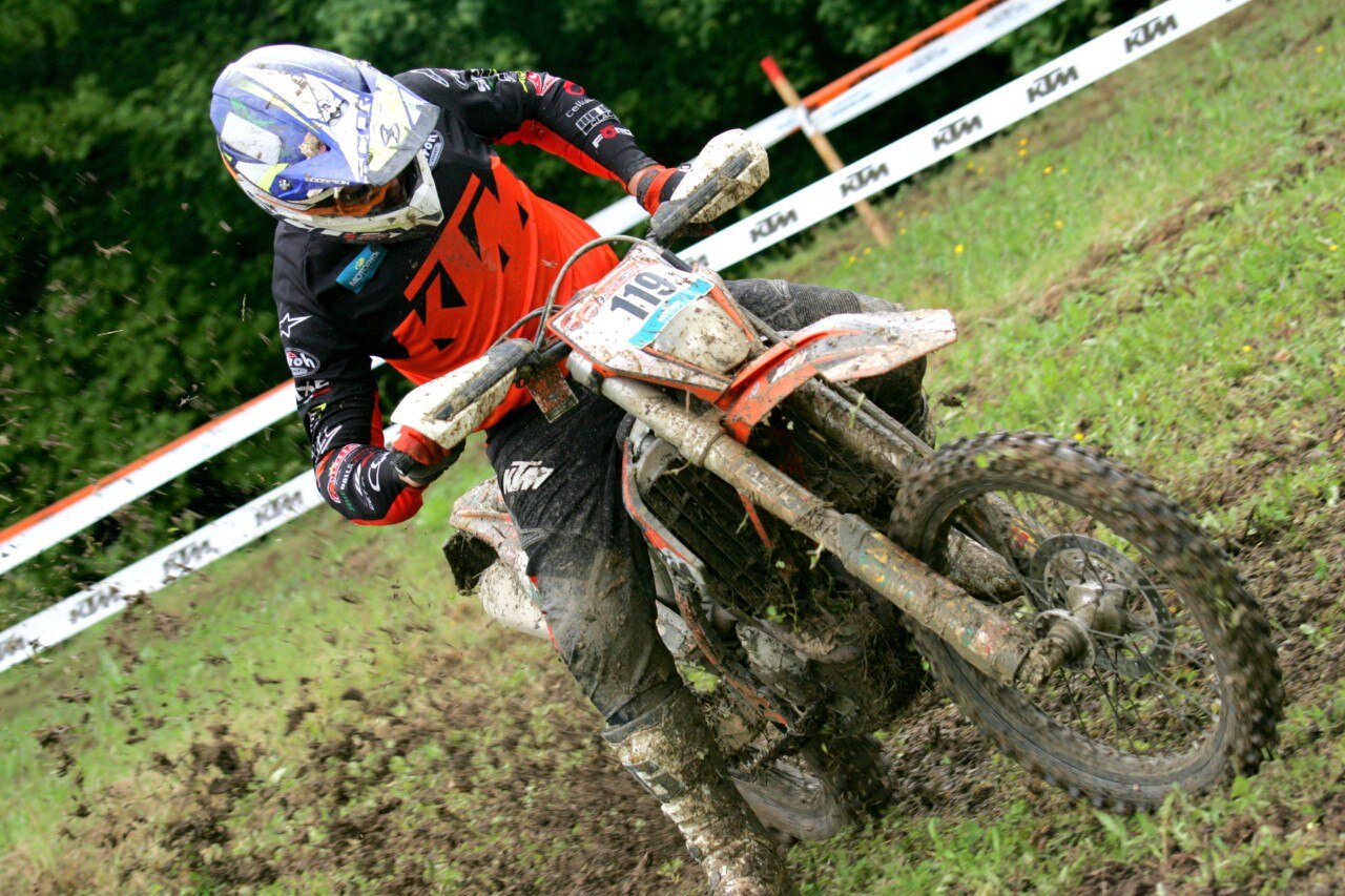 Il Trofeo Enduro KTM 2019 nella morsa del fango ad Anghiari